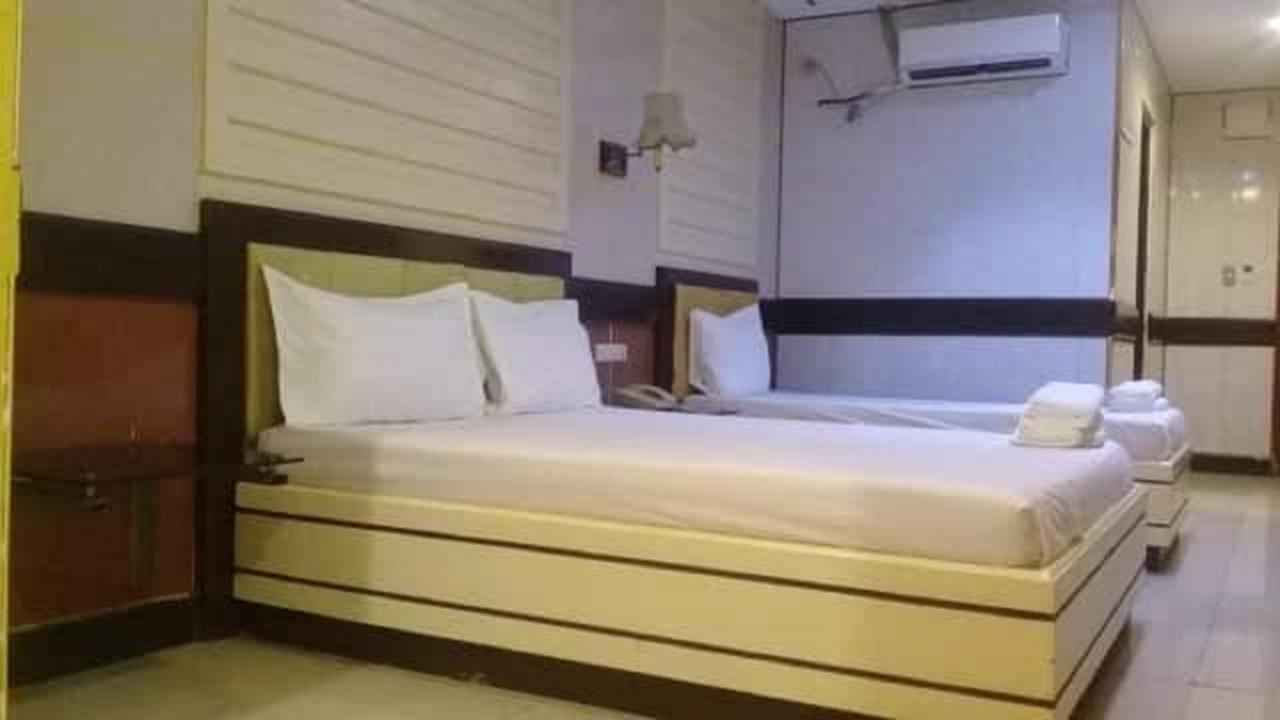 Oyo 640 Spring Hotel 2*